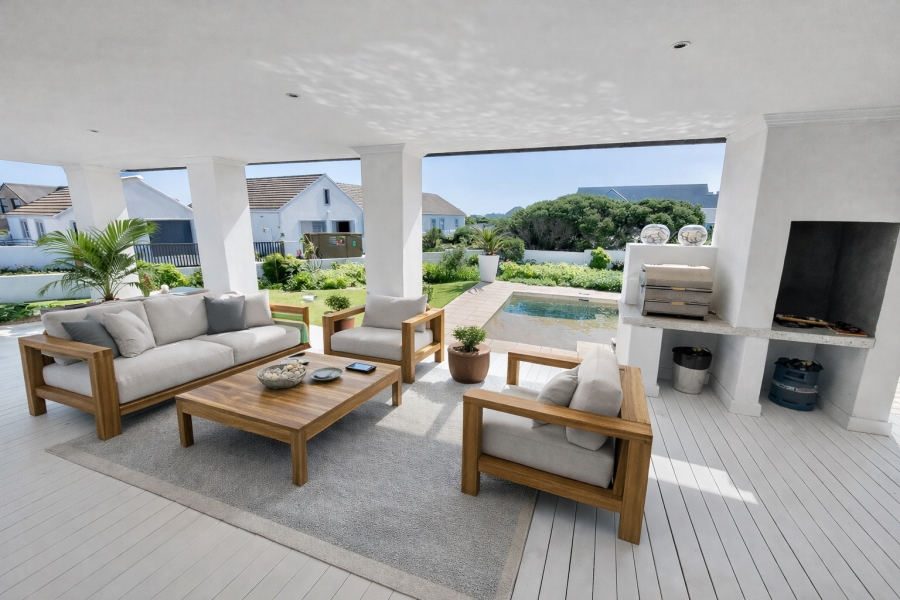 5 Bedroom Property for Sale in Grotto Bay Western Cape